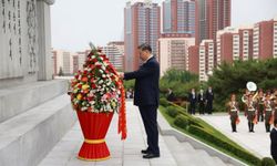 Xi ve Kim, büyük ve geleneksel Çin-Kuzey Kore dostluğunu nesilden nesile aktarma kararlılıklarını yineledi