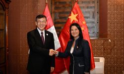 Çin Cumhurbaşkanı Xi'nin Özel Temsilcisi Yin, Peru Devlet Başkanı Fujimori ile görüştü