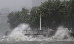 Çin'in Hainan eyaletinde karaya çıkması beklenen Maysak Tayfunu için alarm seviyesi yükseltildi