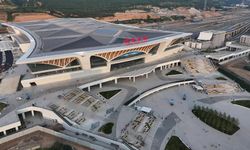 Çin'in Xi'an kentinde yüksek hızlı ve çevre dostu Doğu Tren İstasyonu hizmete girdi