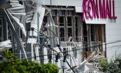 Japonya'da Kumamoto eyaletini vuran deprem sonrası AVM'de patlama: 3 ölü