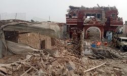 Pakistan'da güvenlik noktasına düzenlenen intihar saldırısında 14 kişi hayatını kaybetti