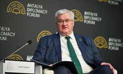 Ukrayna ve İran dışişleri bakanları, Hazar Denizi'ndeki gemi saldırısının ardından telefonda görüştü