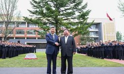 Xi ve Kim'den Çin-Kuzey Kore Dostluk Antlaşması'nın 65. yıldönümünde karşılıklı kutlama mesajı