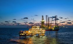 Çin, 2030'a kadar 440 milyon ton petrol ve doğalgaz arzına ulaşmayı hedefliyor