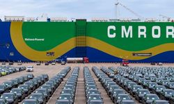 Çin'in Shanghai kentinde bir gemiye tek seferde 8.000 ton yeşil metanol ikmali yapıldı