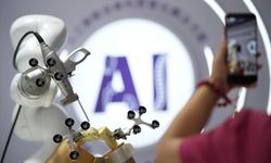 Çin'in Shanghai kentindeki Filipinli cerrahlar, ülkelerinin ilk uzaktan ameliyatını gerçekleştirdi