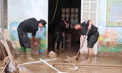 Vietnam'ın kuzeyinde şiddetli yağışlarda bir kişi hayatını kaybetti