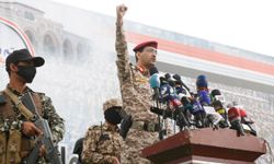 Yemen'deki Husiler: Aden Körfezi'nde Suudi petrol tankerine füze saldırısı düzenledik