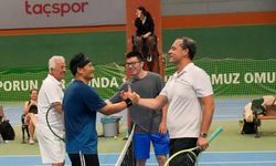 Çin-Türkiye ilişkilerinin 55. yılına özel 'İpek Yolu Kupası' tenis turnuvası İstanbul'da düzenlendi