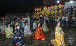 Çin'de Güz Ortası Festivali çeşitli etkinliklerle kutlanıyor