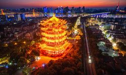 Çin'in Wuhan kentinde gün batımı manzarası
