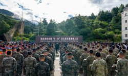 Çin'in Xizang bölgesindeki heyelanda hayatını kaybedenler için anma törenleri düzenlendi