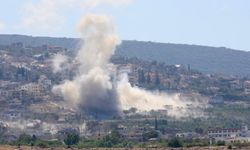 İsrail, Lübnan'ın güneyindeki kasabaları bombaladı