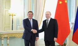 Çin Başbakanı Li, Rusya Devlet Başkanı Putin ile görüştü
