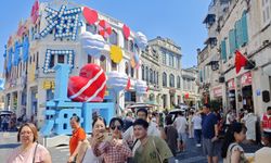 Çin'de 2026 Ulusal Gün tatili boyunca seyahat eden yerli turist sayısı 826 milyona ulaştı