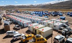Çin'in Xizang (Tibet) bölgesindeki depremzedelere prefabrik ev desteği
