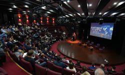 İstanbul'daki Doğu-Batı Forumu'nda Çin'in küresel inisiyatifleri ve çok kutupluluk öne çıktı