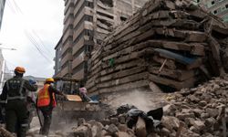 Kenya'da apartman çöktü: 7 kişi kayıp