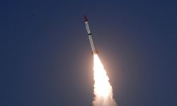 Pakistan, menzili artırılmış Fatah-2 balistik füzesini test etti