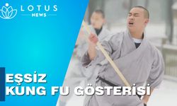 Shaolin keşişlerinden karla kaplı tapınakta Kung Fu gösterisi