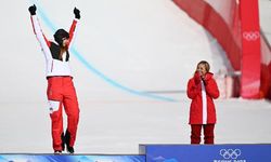 Beijing 2022 Alp disiplini süper büyük slalomda madalya sevinci