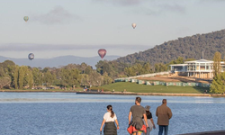 Avustralya'da Kanberra Balon Festivali'nden renkli kareler