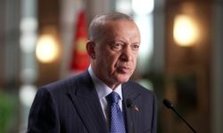 Erdoğan: 'Sağlık çalışanlarımızın sabit ek ödemeleri merkezi yönetim bütçesine alınıyor.'