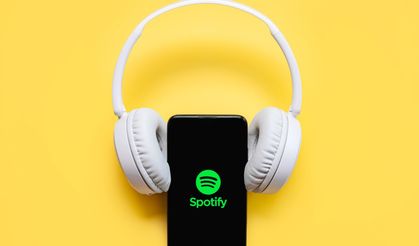 Meraklı zihinler için Spotify’da en iyi podcastler!