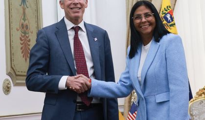 Venezuela Geçici Devlet Başkanı, Karakas'ta ABD Enerji Bakanı ile görüştü