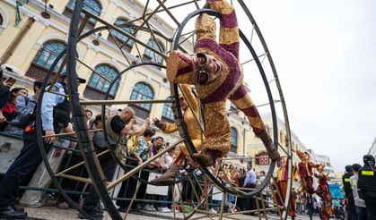 Çin'de düzenlenen 2026 Makao Uluslararası Geçit Töreni'nde farklı kültürler sergilendi