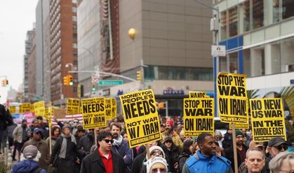 ABD'de halk ABD-İsrail'in İran'a yönelik saldırılarını protesto etti
