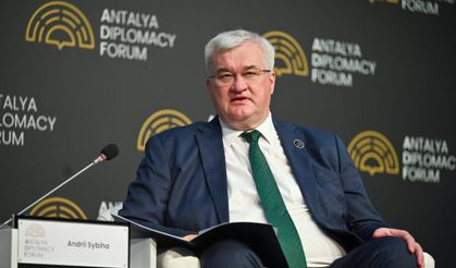 Ukrayna ve İran dışişleri bakanları, Hazar Denizi'ndeki gemi saldırısının ardından telefonda görüştü