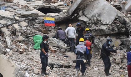 Venezuela'daki iki büyük depremde hayatını kaybedenlerin sayısı 5.398'e yükseldi