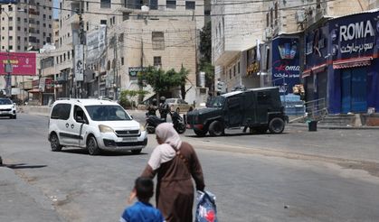 Batı Şeria'daki Filistinliler, İsrail'in alıkoyduğu cenazelerin iadesi için protesto düzenledi