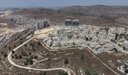 İsrail, uluslararası toplumun tepkisine rağmen Batı Şeria'daki yerleşimlerini genişletmeye devam ediyor