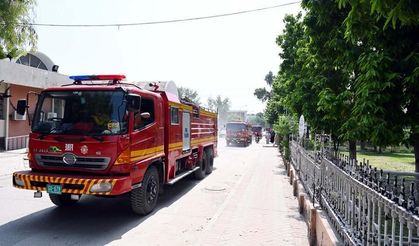 Pakistan'da hastanede yangın: En az 14 bebek hayatını kaybetti