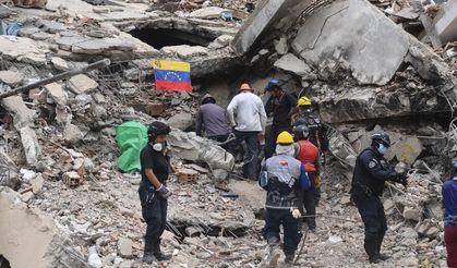 Venezuela'da 24 Haziran'daki depremlerde hayatını kaybedenlerin sayısı 6.301'e yükseldi