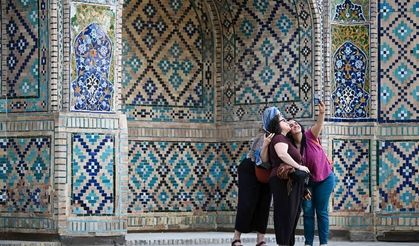 Özbekistan yılın ilk 8 ayında 9,1 milyon yabancı turist ağırladı