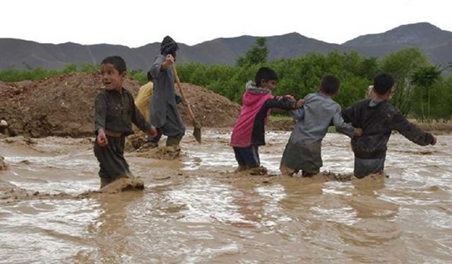 Afganistan'ın kuzey ve batısındaki sellerde 8 ölü, 13 yaralı