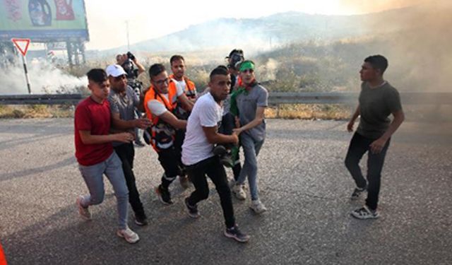 Nablus'ta bayrak yürüyüşü protestolarında çatışmalar çıktı