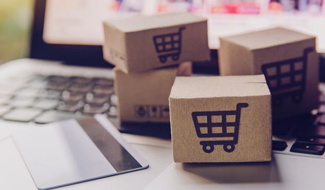 E-ticaret trendlerine göre kredi kartlarının pabucu dama atılıyor