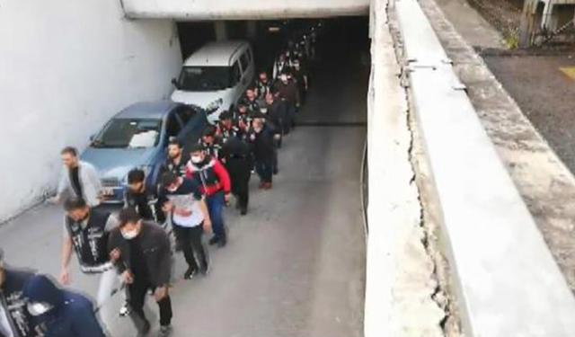 Maltepe Belediyesi çalışanlarına rüşvet operasyonu: 19 kişi adliyeye sevk edildi