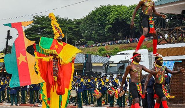 Kamerun'un başkenti Younde'de Ulusal Gün kutlandı