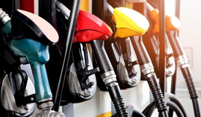 Petrol tırmanışa geçti: Akaryakıtta zam fırtınası yaklaşıyor