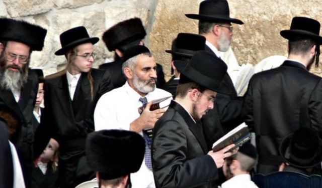 Haredi Yahudileri neden internet ve akıllı telefon kullanmıyor?