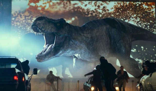 Jurassic World 3 zirvedeki yerini korudu