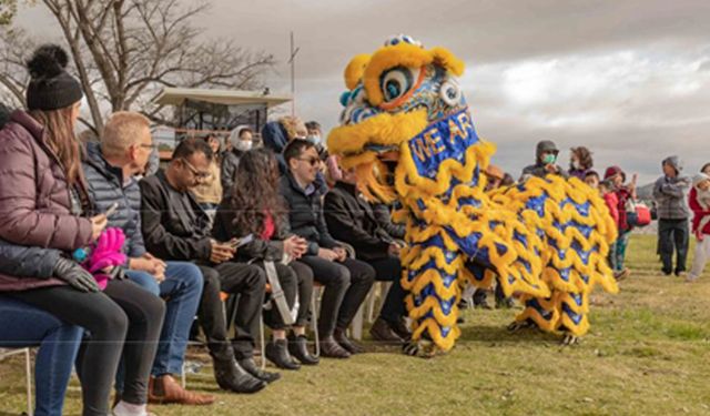 Kanberra'da Ejderha Teknesi Festivali kutlaması