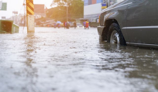 Meteorolojiden ani sel ve su baskını uyarısı