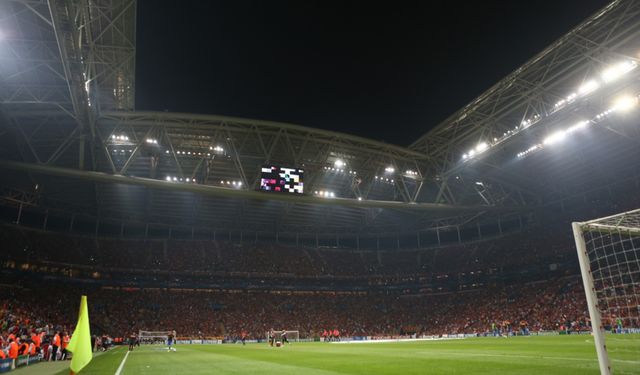 Galatasaray'a servet kazandıracak sponsorluk: Rakam belli oldu